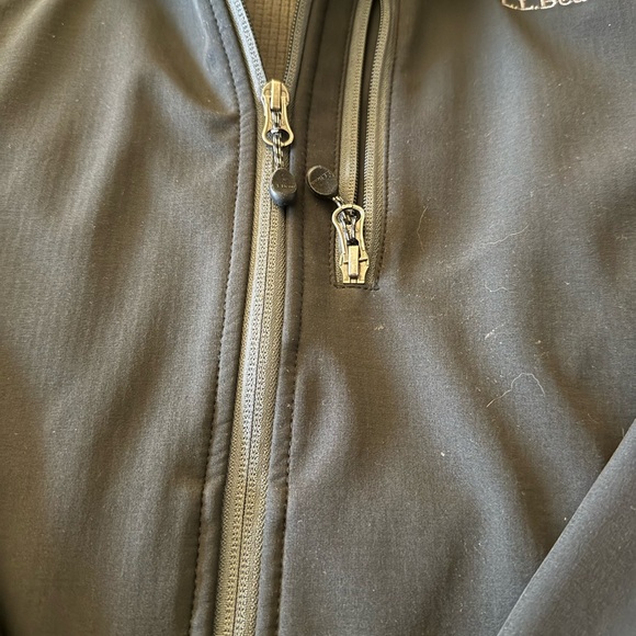 Men’s Tall L.L. Bean Black Jacket - Picture 5 of 7